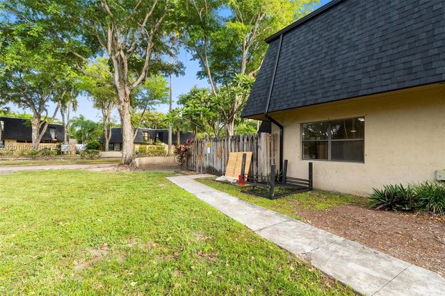 14289 SW 94th Cir Ln 103-26, Miami, FL 33186