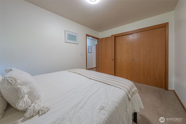 30608 40th Avenue E, Graham, WA 98338