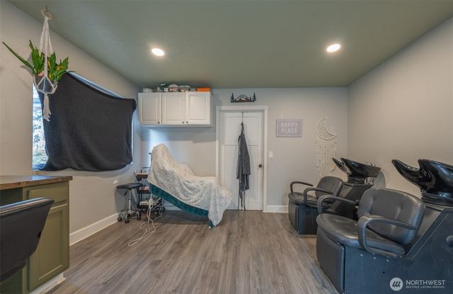 30608 40th Avenue E, Graham, WA 98338