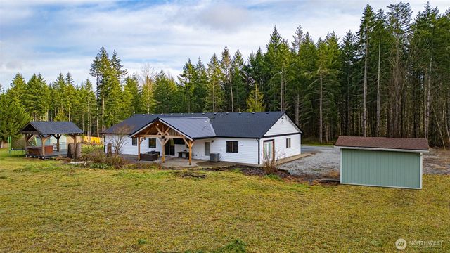 30608 40th Avenue E, Graham, WA 98338