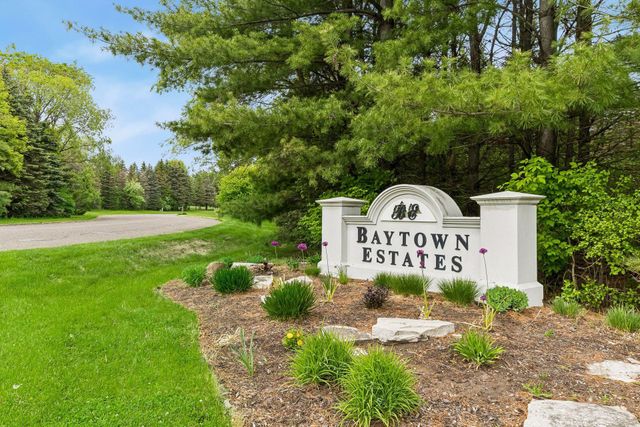 4420 Morning Dove Avenue N, Stillwater, MN 55082
