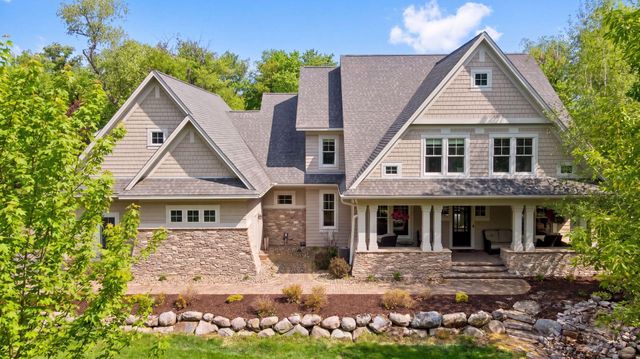 4420 Morning Dove Avenue N, Stillwater, MN 55082