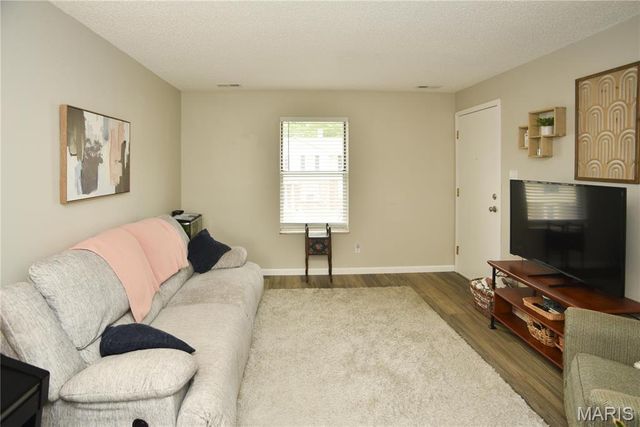 2221 Highland Hill Drive D, St Peters, MO 63376
