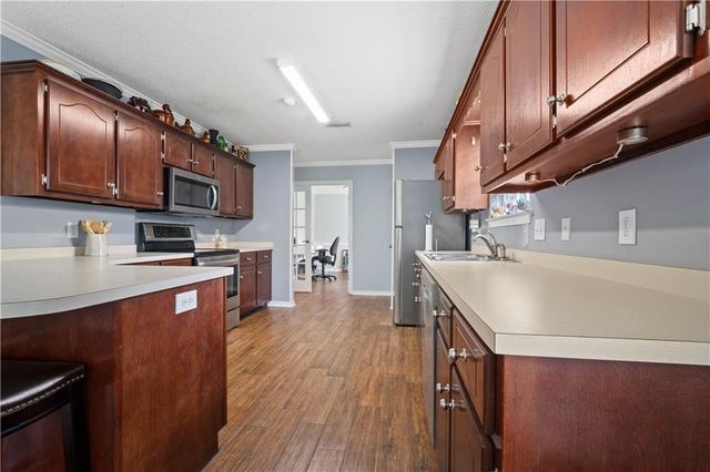 4009 Meadow Run Drive, Mobile, AL 36619