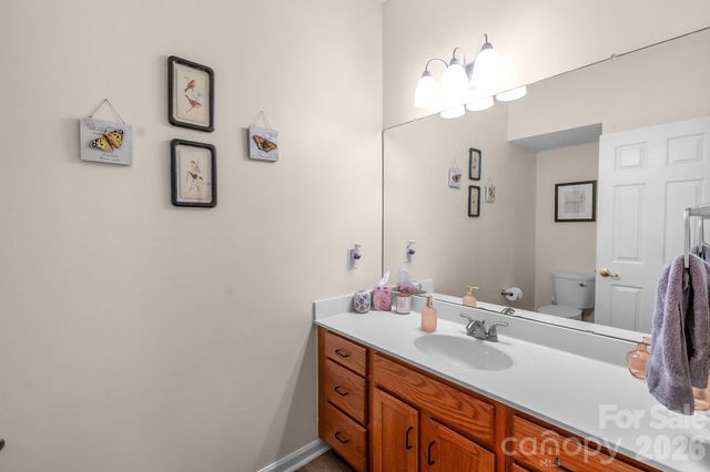 2713 Mill Valley Court, Matthews, NC 28105