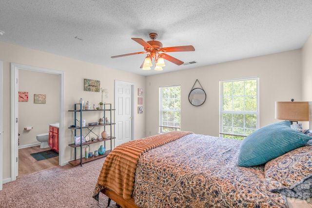 2713 Mill Valley Court, Matthews, NC 28105