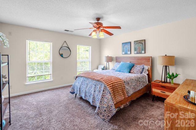 2713 Mill Valley Court, Matthews, NC 28105