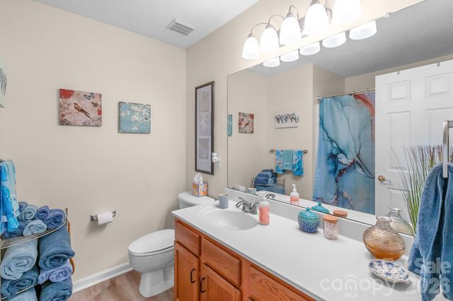 2713 Mill Valley Court, Matthews, NC 28105