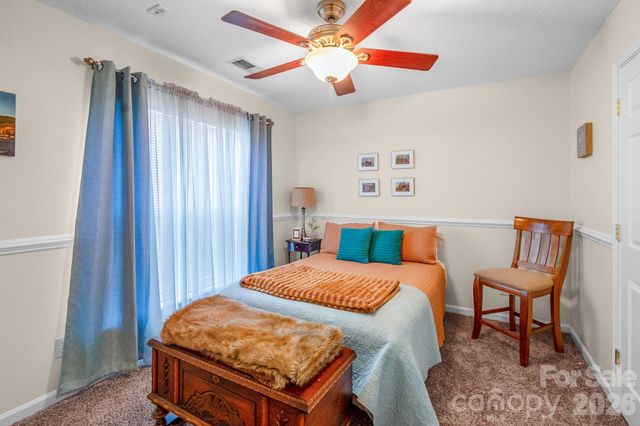 2713 Mill Valley Court, Matthews, NC 28105