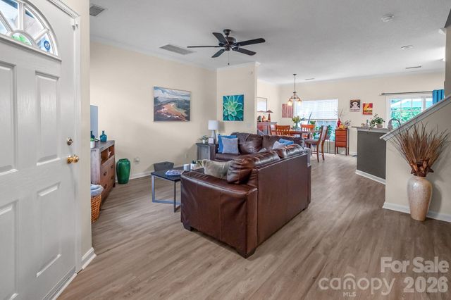 2713 Mill Valley Court, Matthews, NC 28105