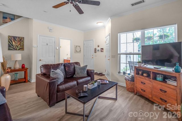 2713 Mill Valley Court, Matthews, NC 28105