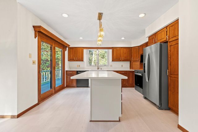 740 Aldro Road, Hudson, WI 54016