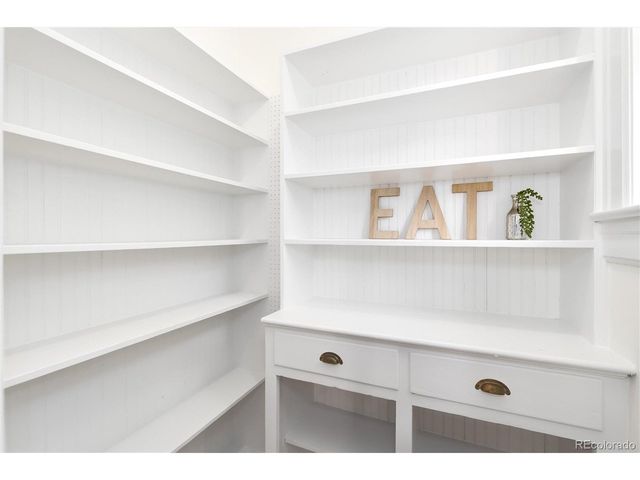 666 N Franklin St, Denver, CO 80218