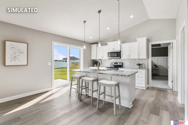 805 Regiment Road, Lincoln, NE 68527