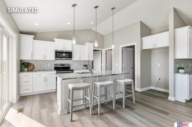 805 Regiment Road, Lincoln, NE 68527