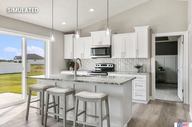 805 Regiment Road, Lincoln, NE 68527