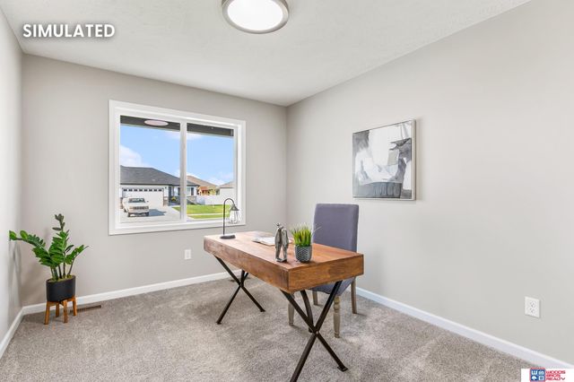 805 Regiment Road, Lincoln, NE 68527