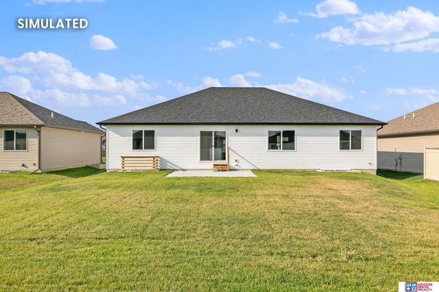 805 Regiment Road, Lincoln, NE 68527