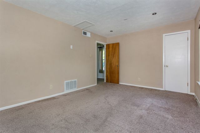 11140 Lanewood Circle, Dallas, TX 75218