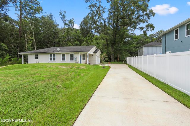 11807 LEM TURNER Road, Jacksonville, FL 32218