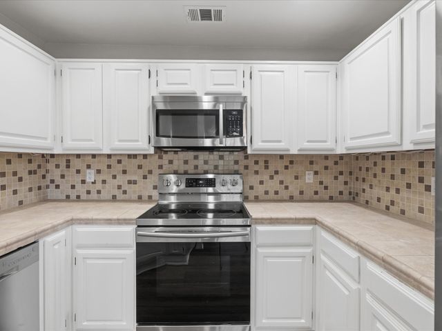 5565 Preston Oaks Road 153, Dallas, TX 75254