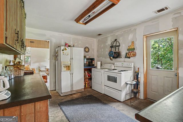 5441 Alexanders Lake Road SW, Stockbridge, GA 30281