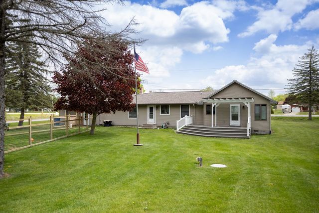 4506 M-18, Beaverton, MI 48612