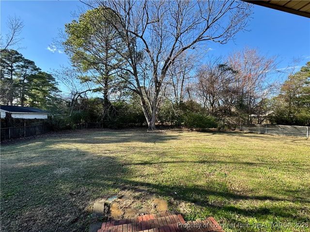 622 Glensford Drive, Fayetteville, NC 28304