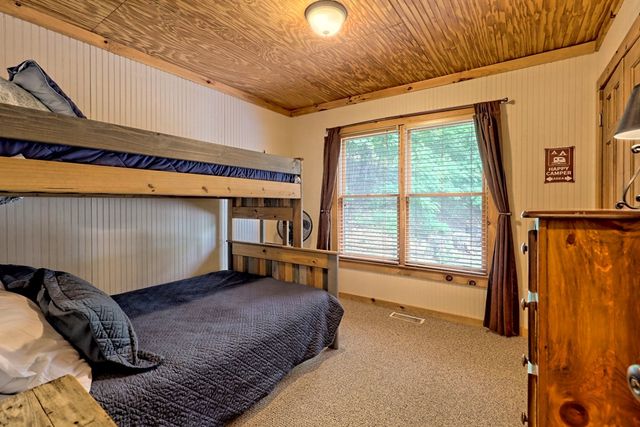 515 Amy Creek Circle, Ellijay, GA 30540