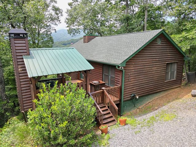 515 Amy Creek Circle, Ellijay, GA 30540
