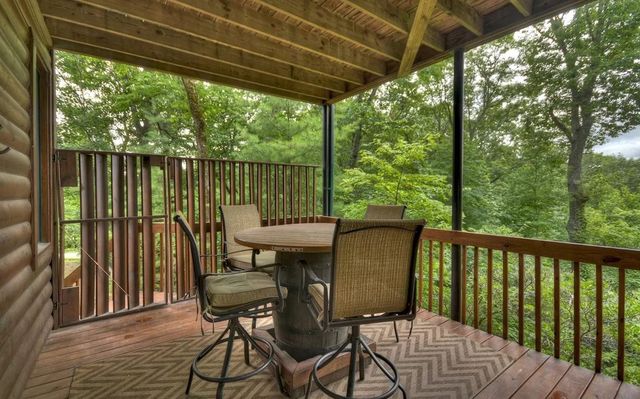 515 Amy Creek Circle, Ellijay, GA 30540