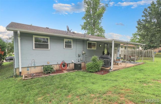 2123 Quirinal Court, Fenton, MO 63026