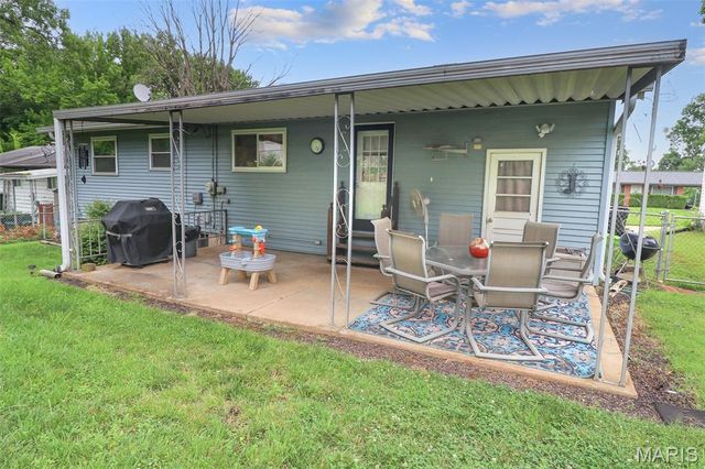 2123 Quirinal Court, Fenton, MO 63026