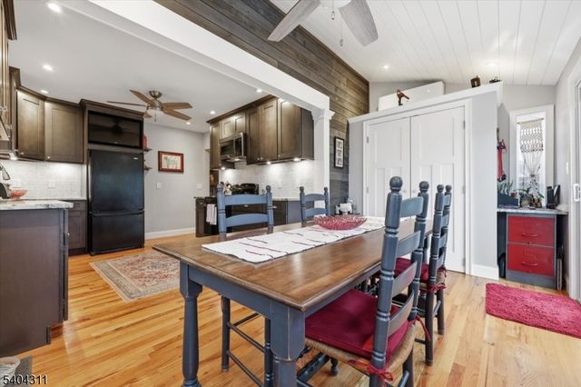 24 Ozone Ave, Cedar Grove Twp., NJ 07009