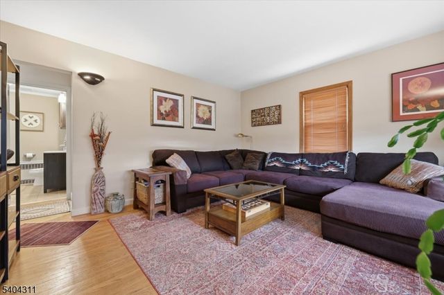 24 Ozone Ave, Cedar Grove Twp., NJ 07009