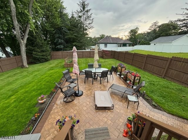 24 Ozone Ave, Cedar Grove Twp., NJ 07009