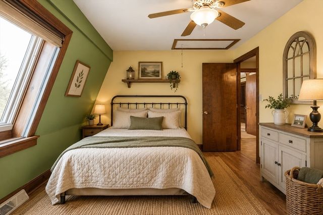 8 Portsmouth Rd, Amesbury, MA 01913