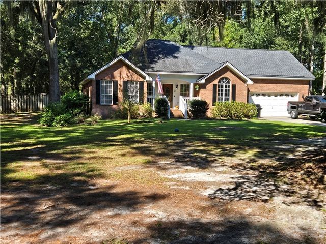 27 Oak Side Court, Richmond Hill, GA 31324