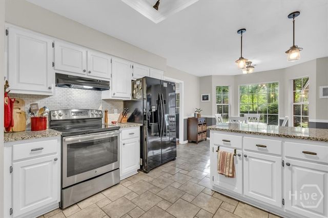 27 Oak Side Court, Richmond Hill, GA 31324