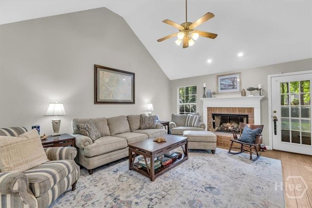 27 Oak Side Court, Richmond Hill, GA 31324