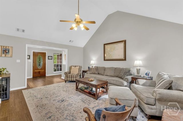 27 Oak Side Court, Richmond Hill, GA 31324