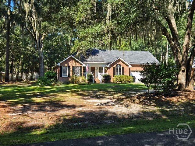 27 Oak Side Court, Richmond Hill, GA 31324