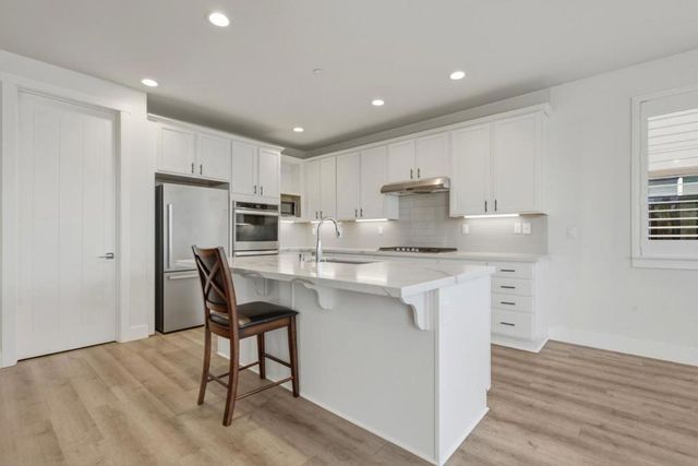 276 Copperleaf Lane, San Juan Bautista, CA 95045