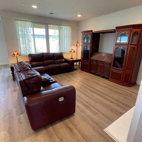 276 Copperleaf Lane, San Juan Bautista, CA 95045