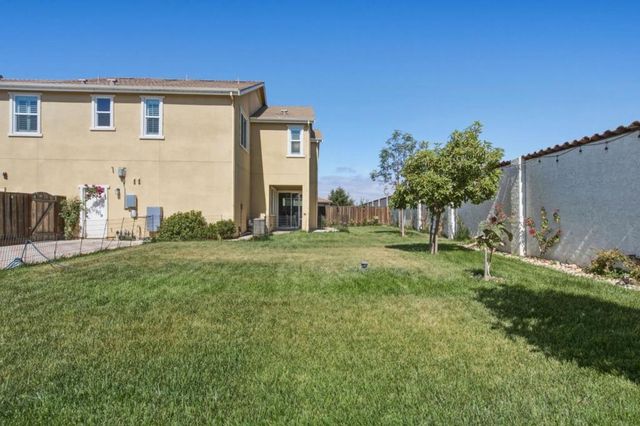 276 Copperleaf Lane, San Juan Bautista, CA 95045