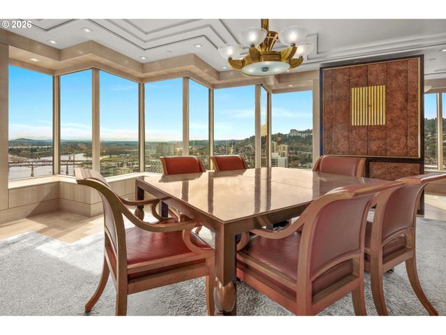 1414 Sw 3RD Ave 2402, Portland, OR 97201