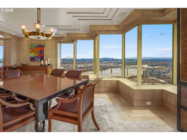 1414 Sw 3RD Ave 2402, Portland, OR 97201