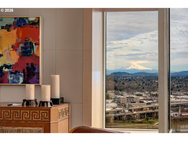 1414 Sw 3RD Ave 2402, Portland, OR 97201