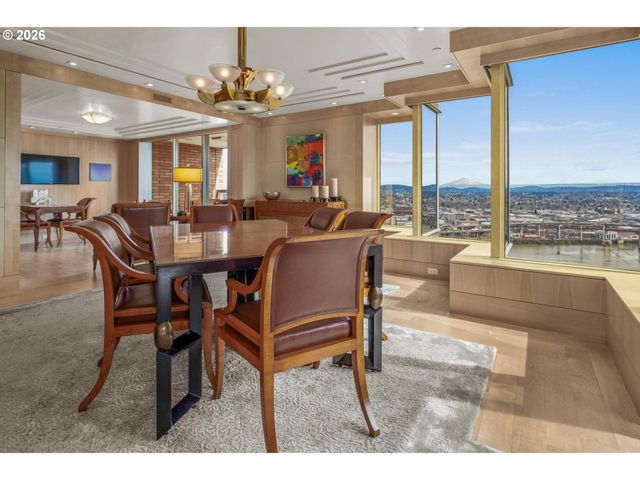 1414 Sw 3RD Ave 2402, Portland, OR 97201