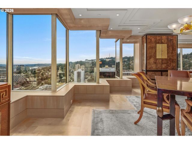 1414 Sw 3RD Ave 2402, Portland, OR 97201